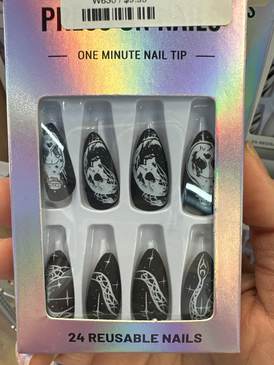 Press on Nail Design W830 Beyond Beauty Page