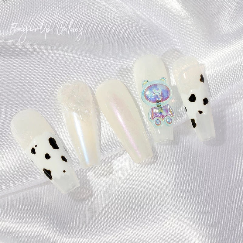 Nail Charm Gummies Bear 3D Design 2pcs Beyond Beauty Page